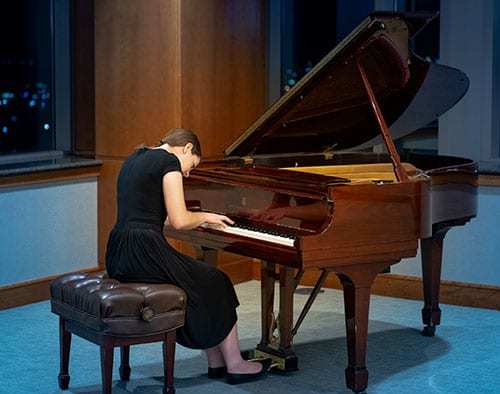 Elizabeth Van Dam (age 17) Division III: 2nd place, Andante Maestoso from “The Nutcracker” by Tchaikovsky