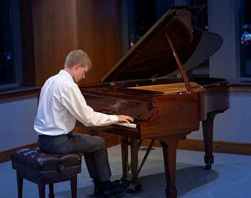 Nathan Schaumann (age 18) Division III: 1st place, Sonata No. 1, Mvt. III by Carl Vine